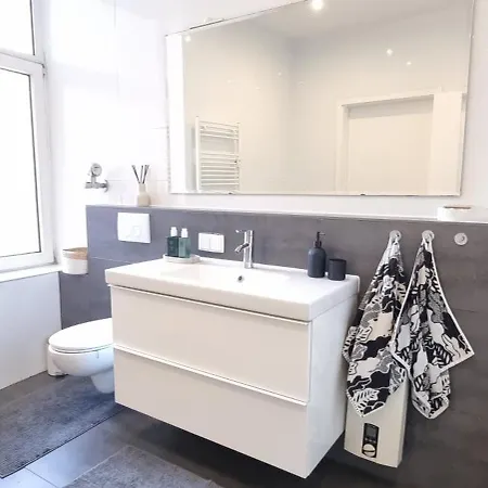 公寓 Cosy Living Apartment-120qm-fast Wifi-free Parking