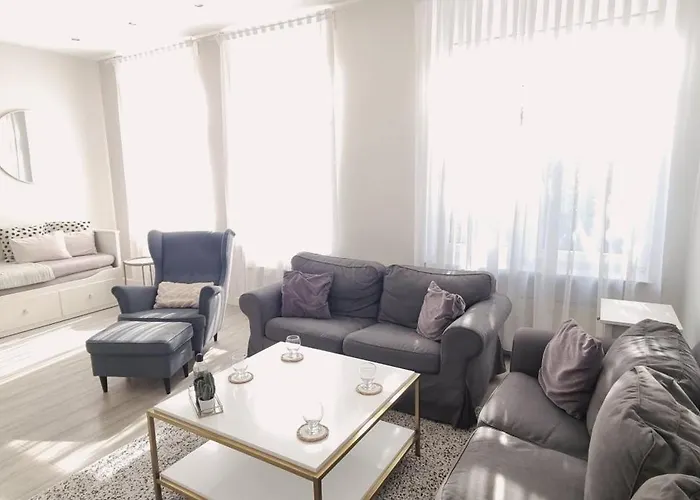 Cosy Living Apartment-120qm-fast Wifi-free Parking Appartement