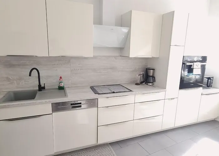 Cosy Living Apartment-120qm-fast Wifi-free Parking Hannover