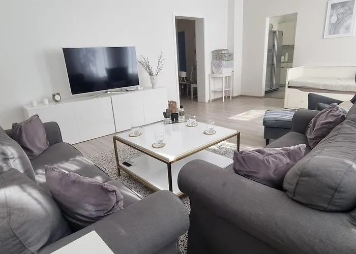 Appartement Cosy Living Apartment-120qm-fast Wifi-free Parking *