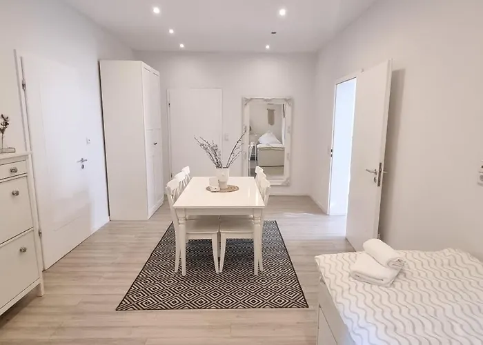 Cosy Living Apartment-120qm-fast Wifi-free Parking Hannover