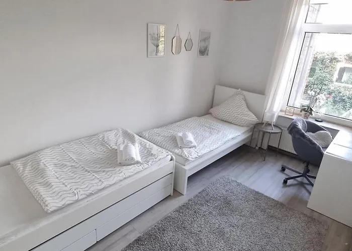 Cosy Living Apartment-120qm-fast Wifi-free Parking Appartement *