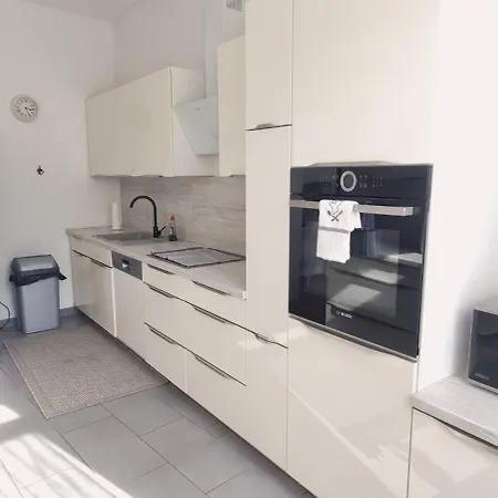 Cosy Living Apartment-120qm-fast Wifi-free Parking Hanóver