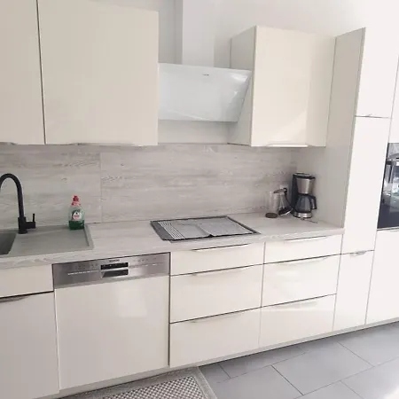 Cosy Living Apartment-120qm-fast Wifi-free Parking Hanóver